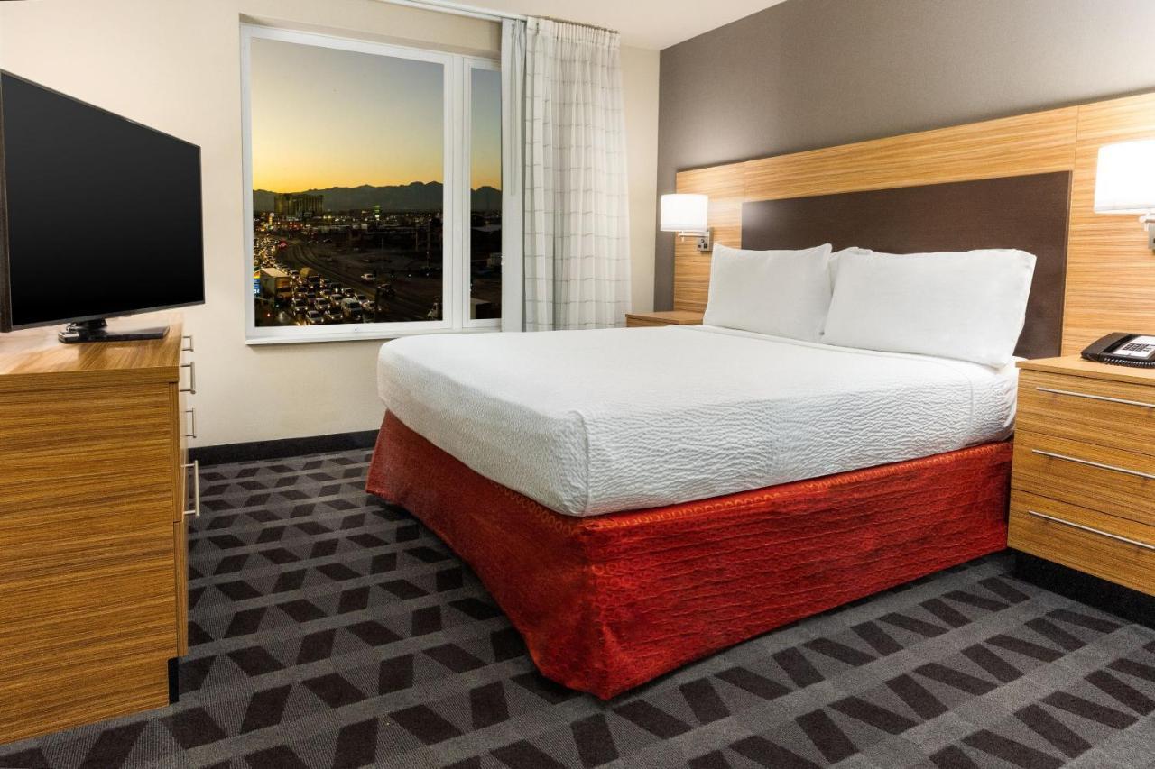 Towneplace Suites By Marriott Las Vegas Stadium District Exterior foto