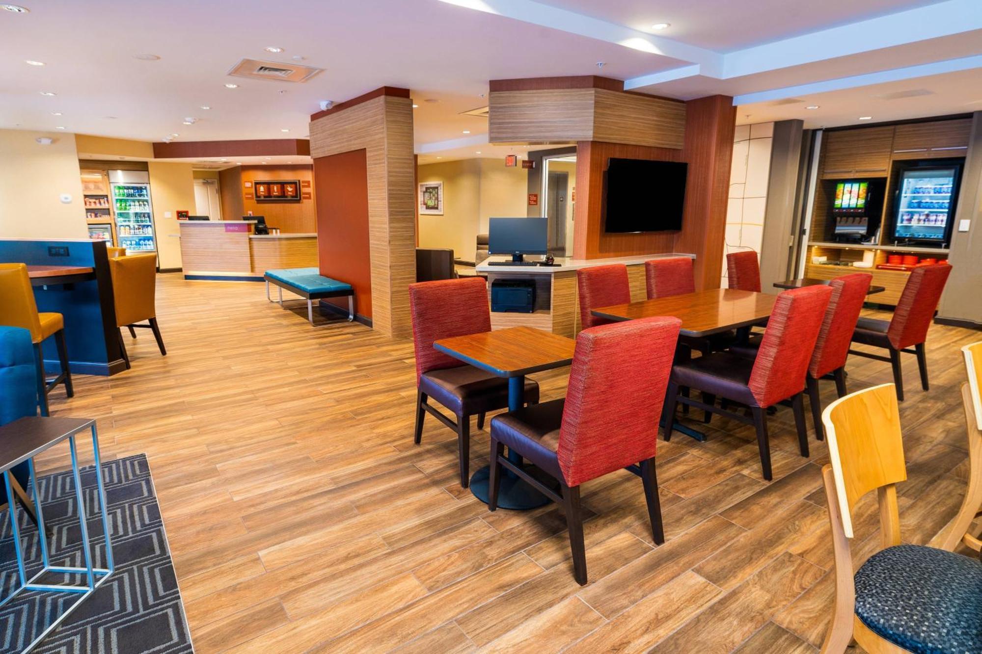 Towneplace Suites By Marriott Las Vegas Stadium District Exterior foto